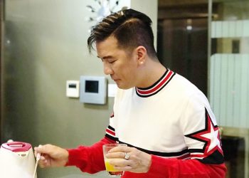 CÁCH DÙNG SÂM TƯƠI NGÂM MẬT ONG NGŨ HOA SAO CHO TỐT NHẤT